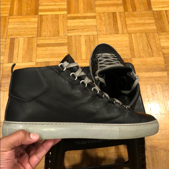 Balenciaga Arena - Picture 4 of 5